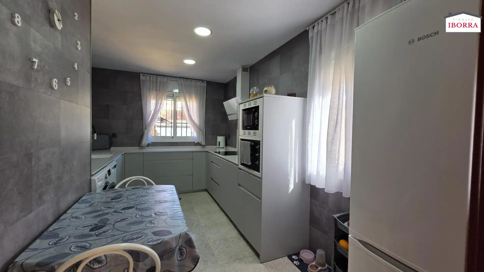 Cocina de Casa adosada en venta en Tordera con Calefacción, Jardín privado y Terraza
