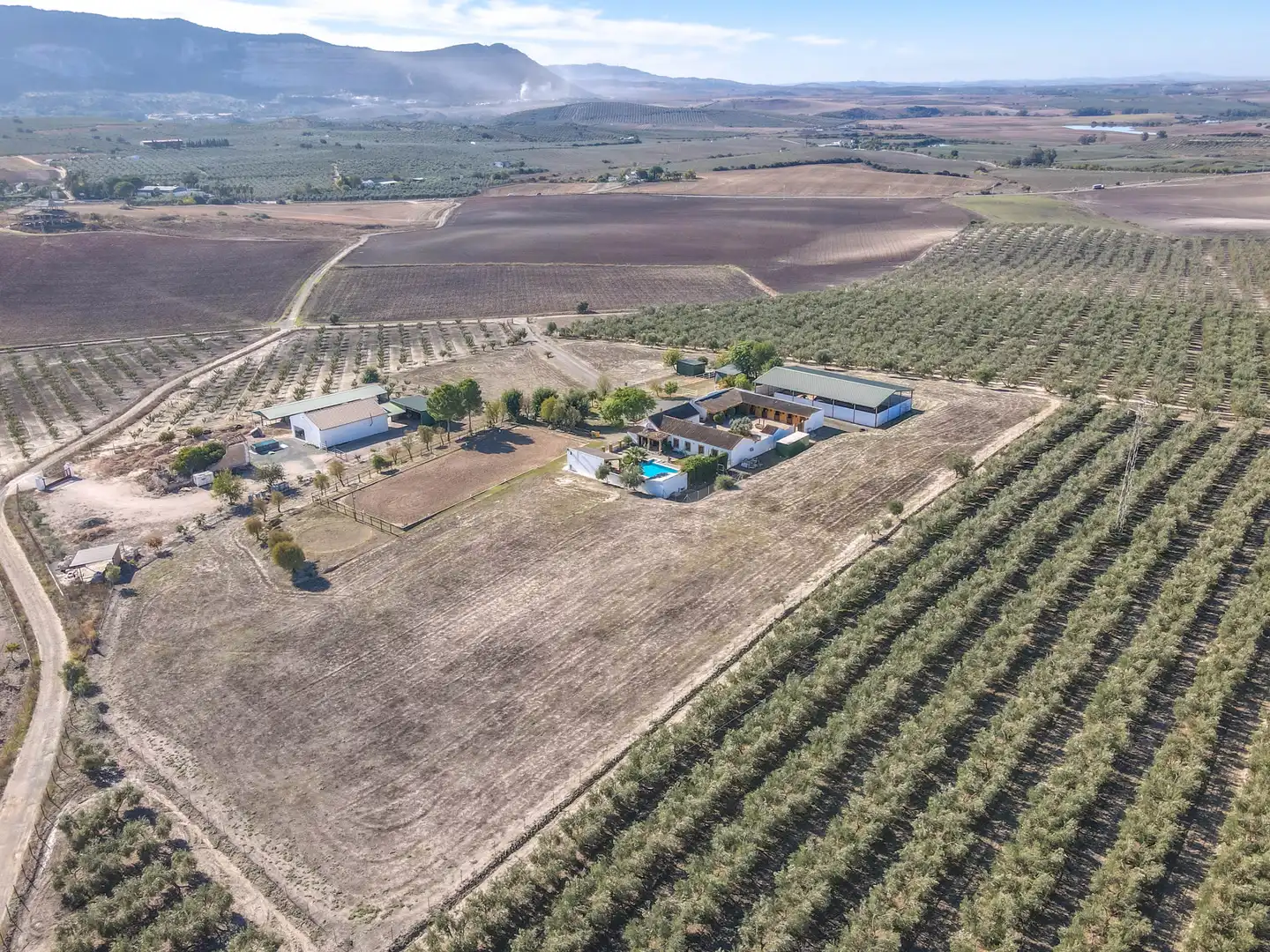 Houses for sale in Morón de la Frontera  with Air Conditioner, Private garden and Swimming Pool