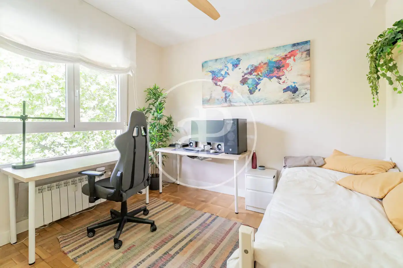 Schlafzimmer von Wohnung zum Verkauf in Madrid mit Klimaanlage, Heizung und Privatgarten