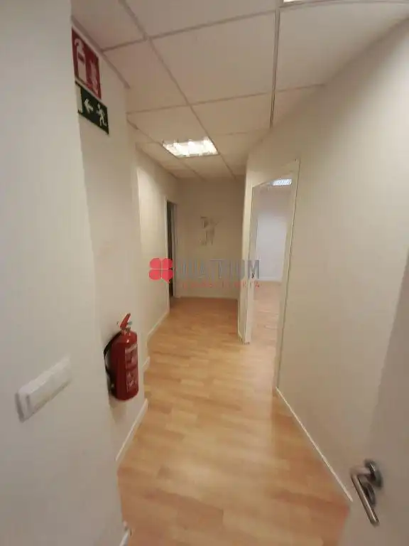 Local comercial de lloguer a Doutor Teixeiro, imagen 9