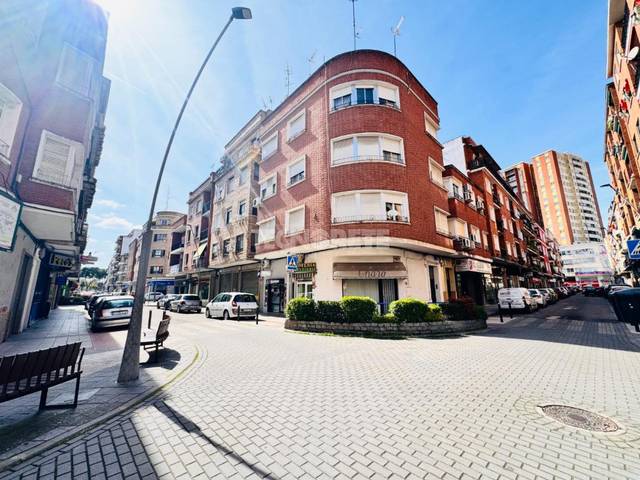 Piso en Venta en Centro - Corte Inglés