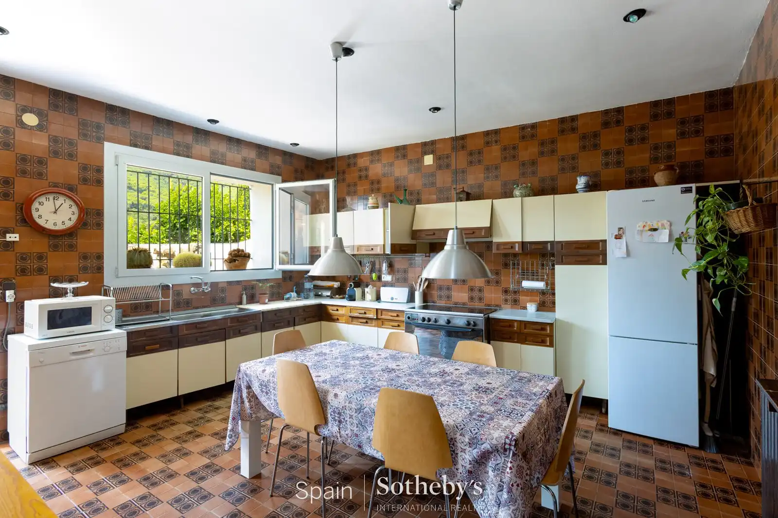 Cocina de Casa o chalet en venta en Cabrera de Mar con Calefacción, Jardín privado y Trastero