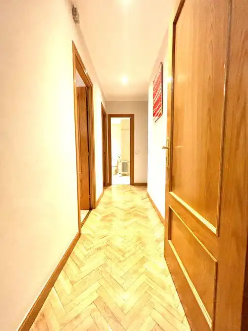 Flat for rent in Madrid  with Air Conditioner, Heating and Parquet flooring