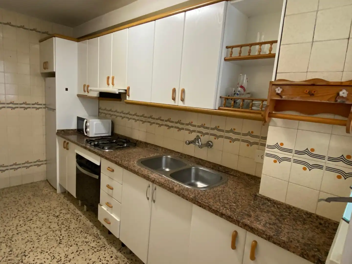 Cuina de Pis en venda en Tarragona amb Calefacció, Moblat i Forn