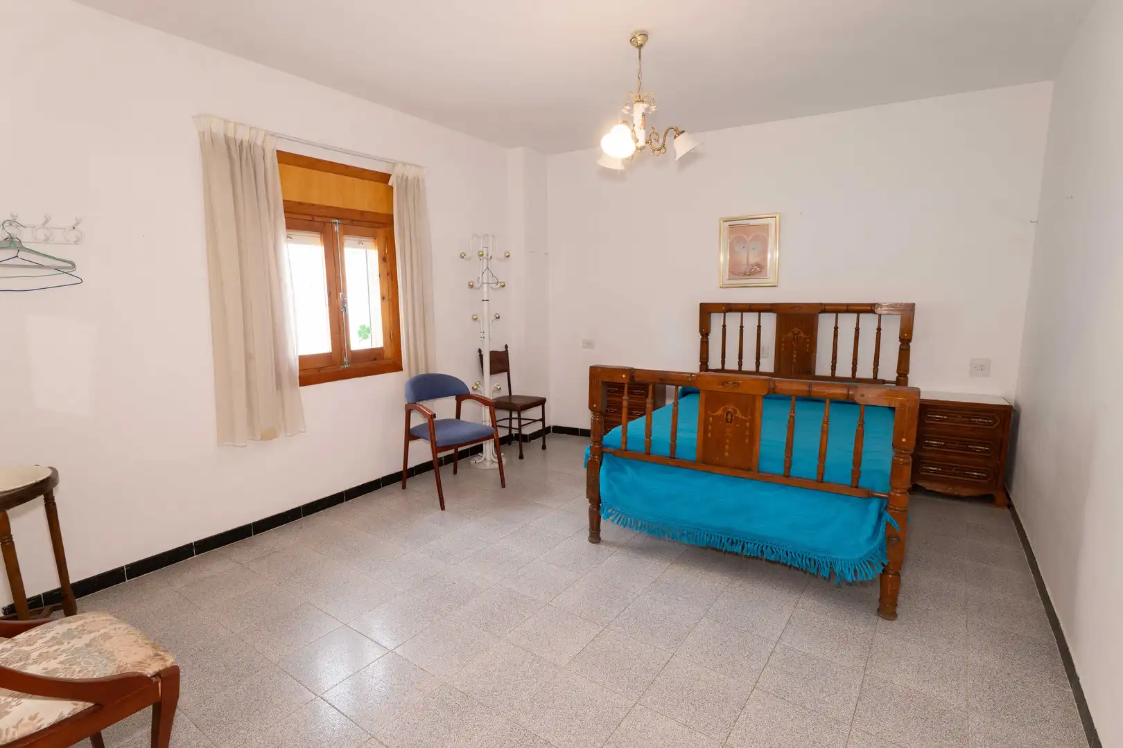 Schlafzimmer von Geschaftsraum zum Verkauf in Válor mit Terrasse und Möbliert