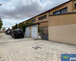 Exterior view of Single-family semi-detached for sale in Villanubla  with Terrace and Balcony