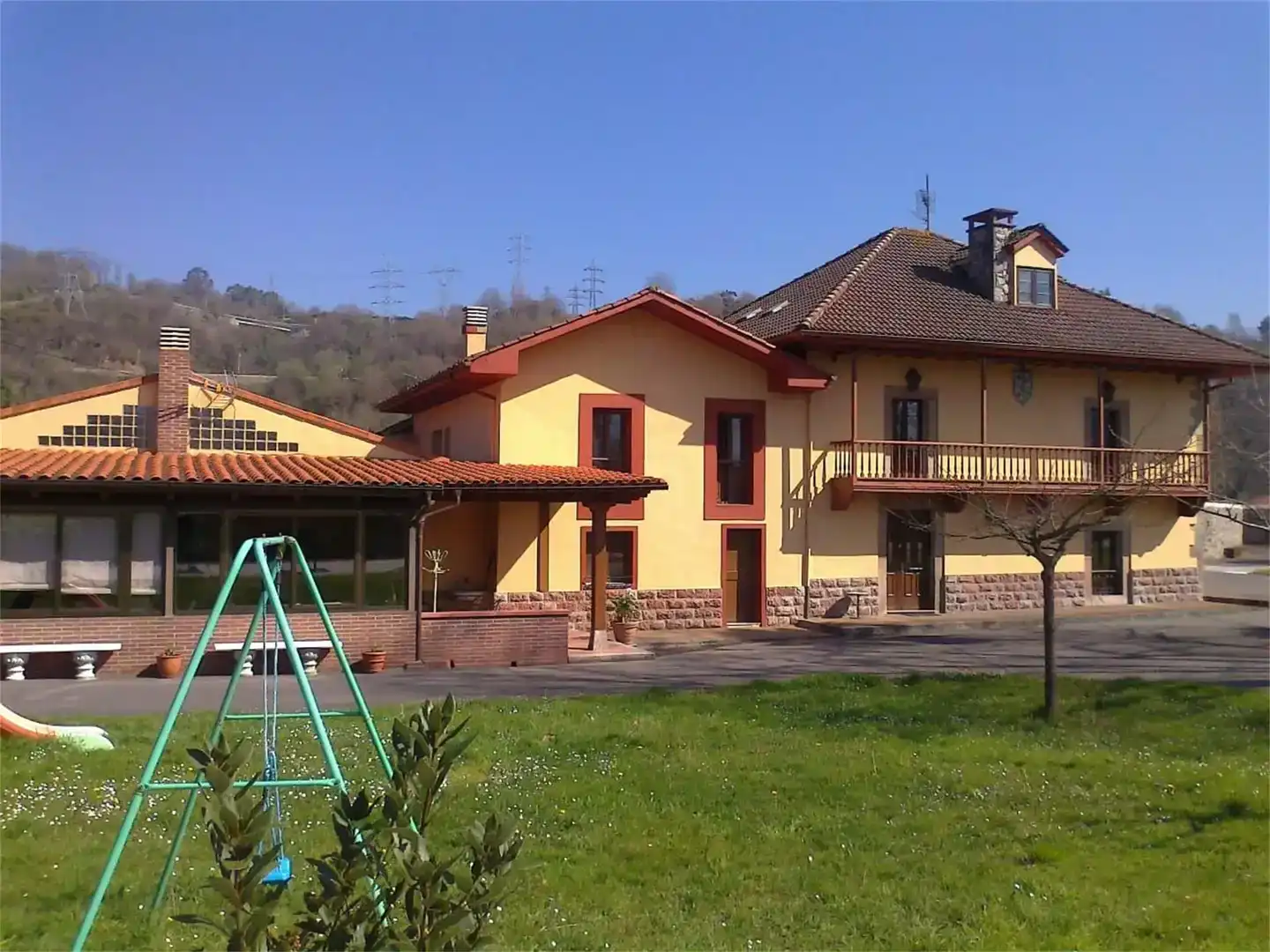 Vista exterior de Casa o chalet en venta en Ribera de Arriba, Asturias
