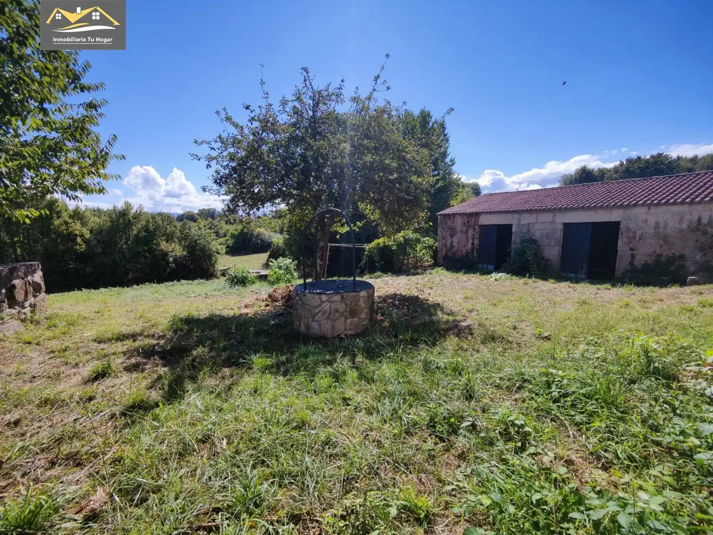 Houses for sale in Coles  with Heating, Private garden and Terrace