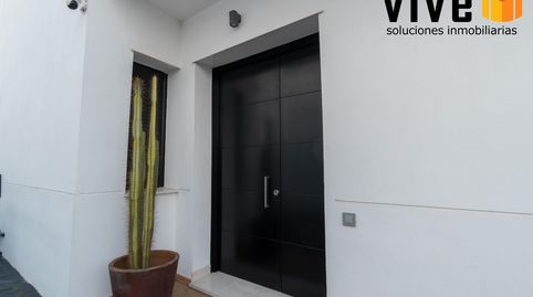 Foto 5 de Casa adosada en venta en Nuevo Bulevar, Mairena del Aljarafe