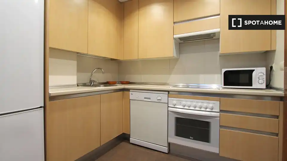 Flat for rent in Adelfas