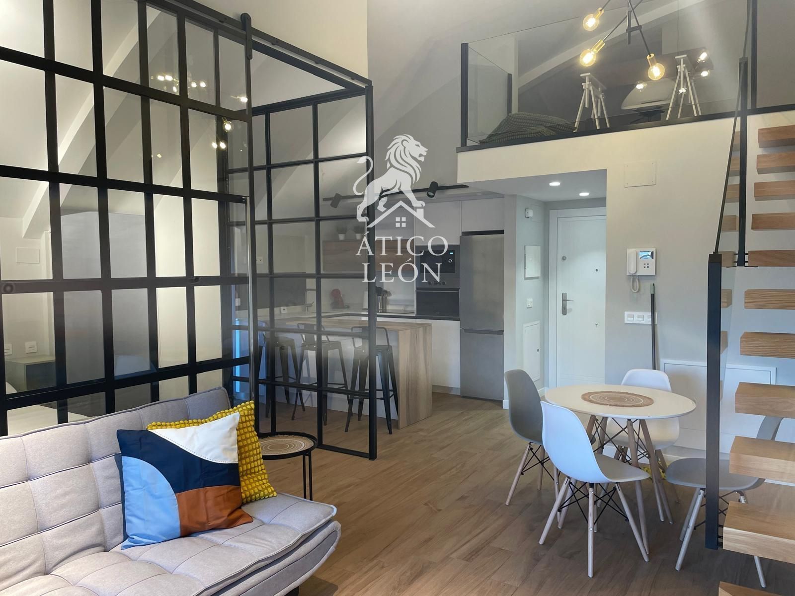 Attic for sale in León Capital   with Heating, Terrace and Storage room