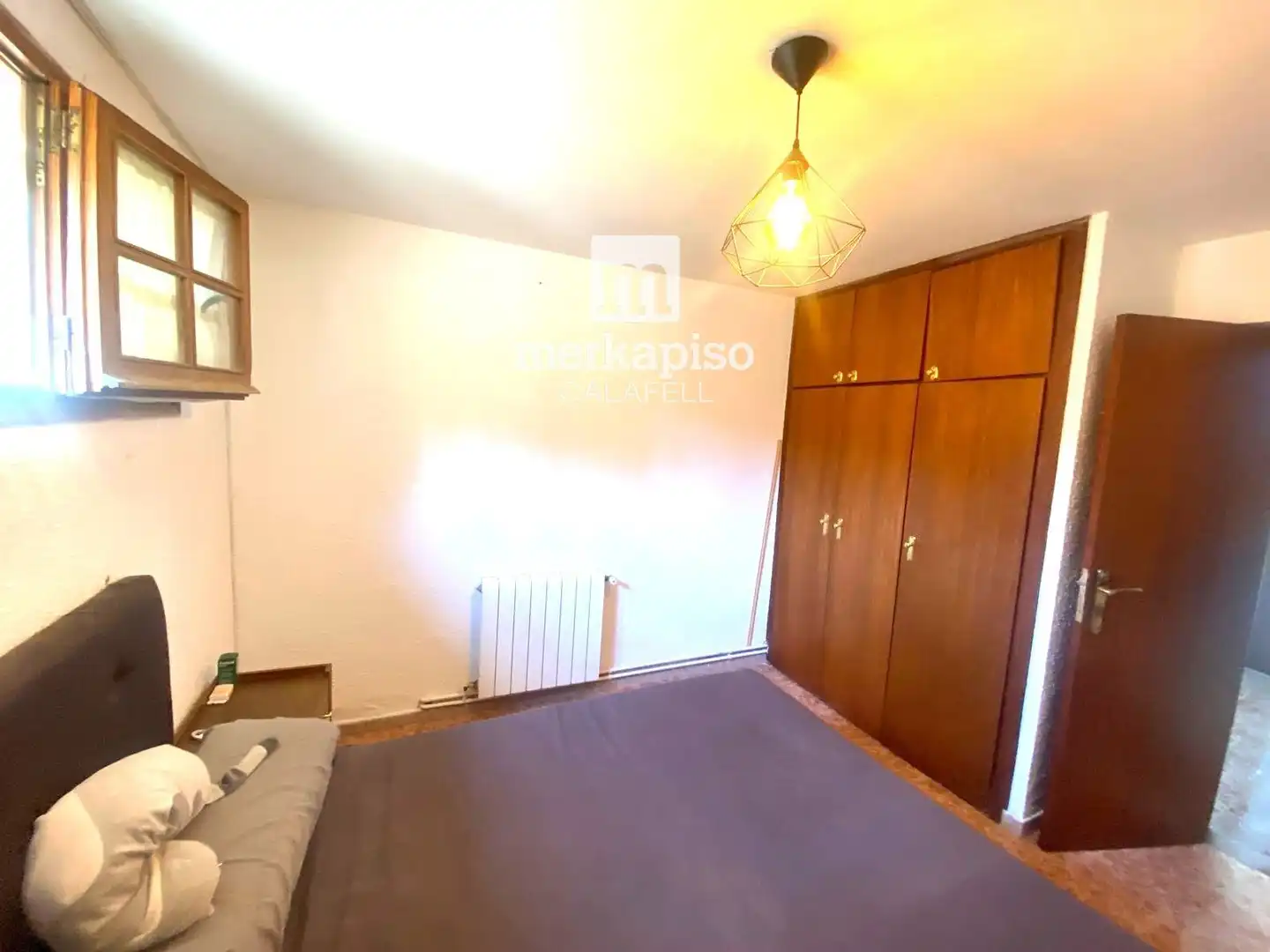 Dormitori de Casa o xalet en venda en Cunit amb Jardí privat, Terrassa i Traster