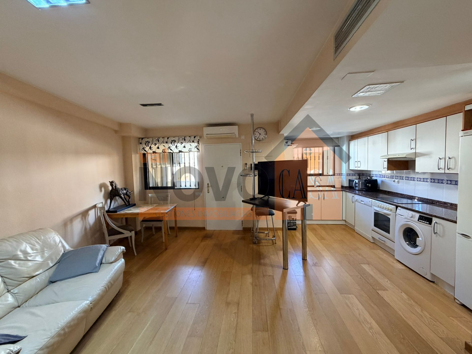 Exterior view of Attic for sale in Beniparrell  with Air Conditioner and Storage room