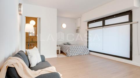 Foto 3 de Planta baixa en venda a Pubilla Cases, Barcelona