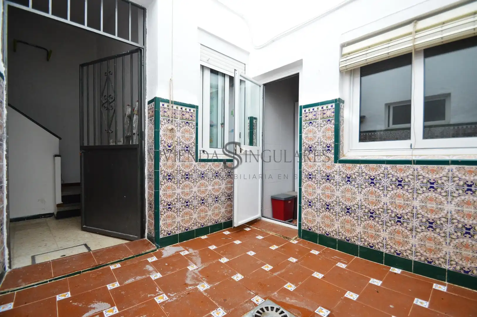 Vista exterior de Planta baixa en venda en Sevilla