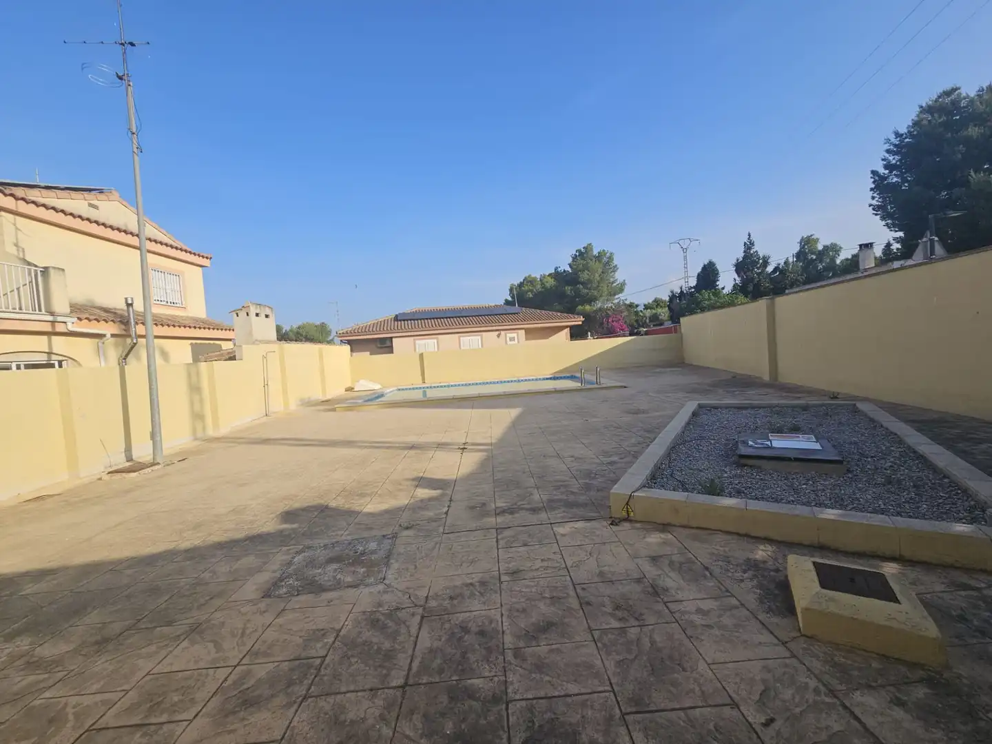 Piscina de Casa adosada en venta en Náquera con Aire acondicionado, Calefacción y Piscina comunitaria