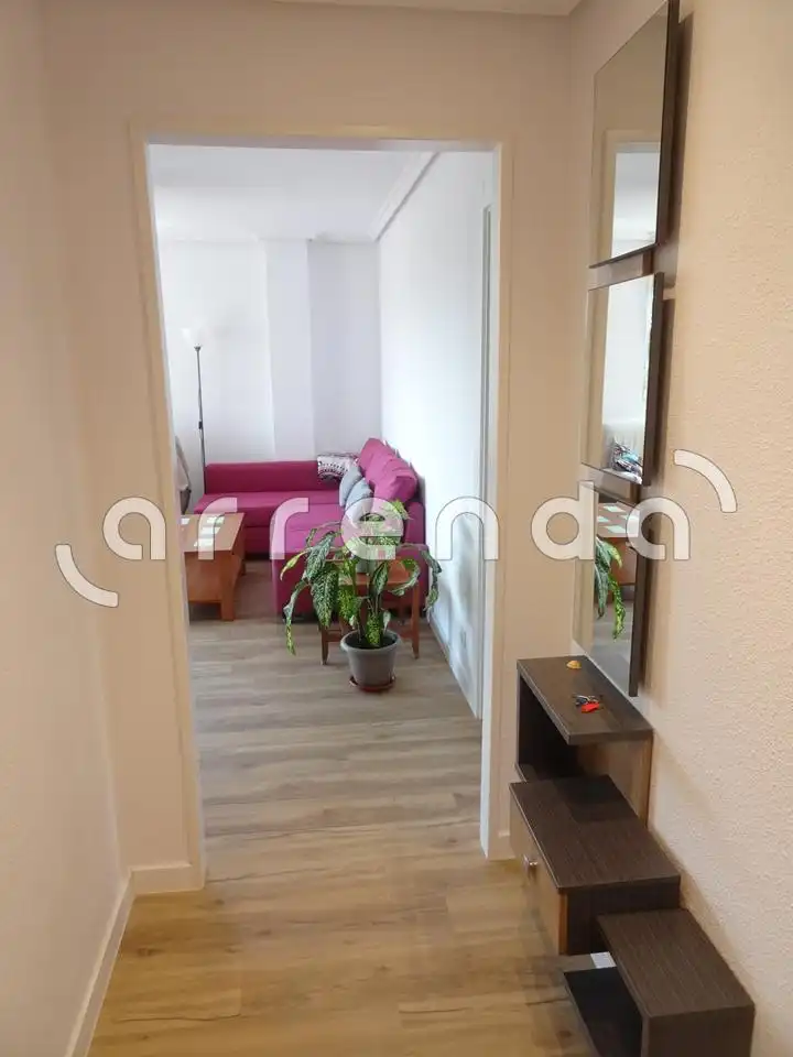 Sala de estar de Piso de alquiler en Santander con Amueblado
