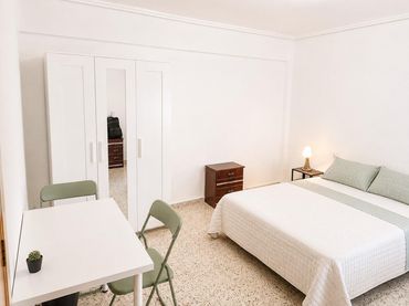Piso con balcón en venta en POU EL