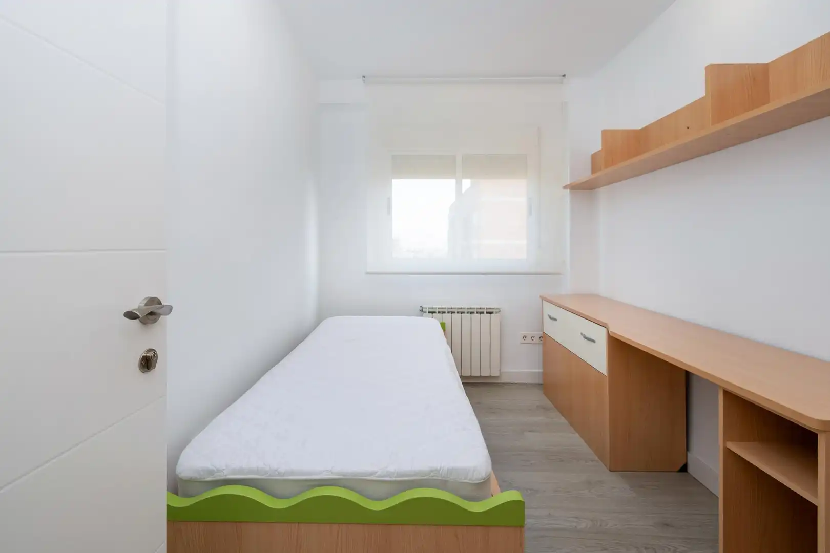 Schlafzimmer von Wohnungen zum Verkauf in Granada mit Privatgarten
