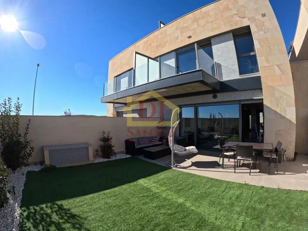 Terraza de Casa o chalet de alquiler en Aldeatejada