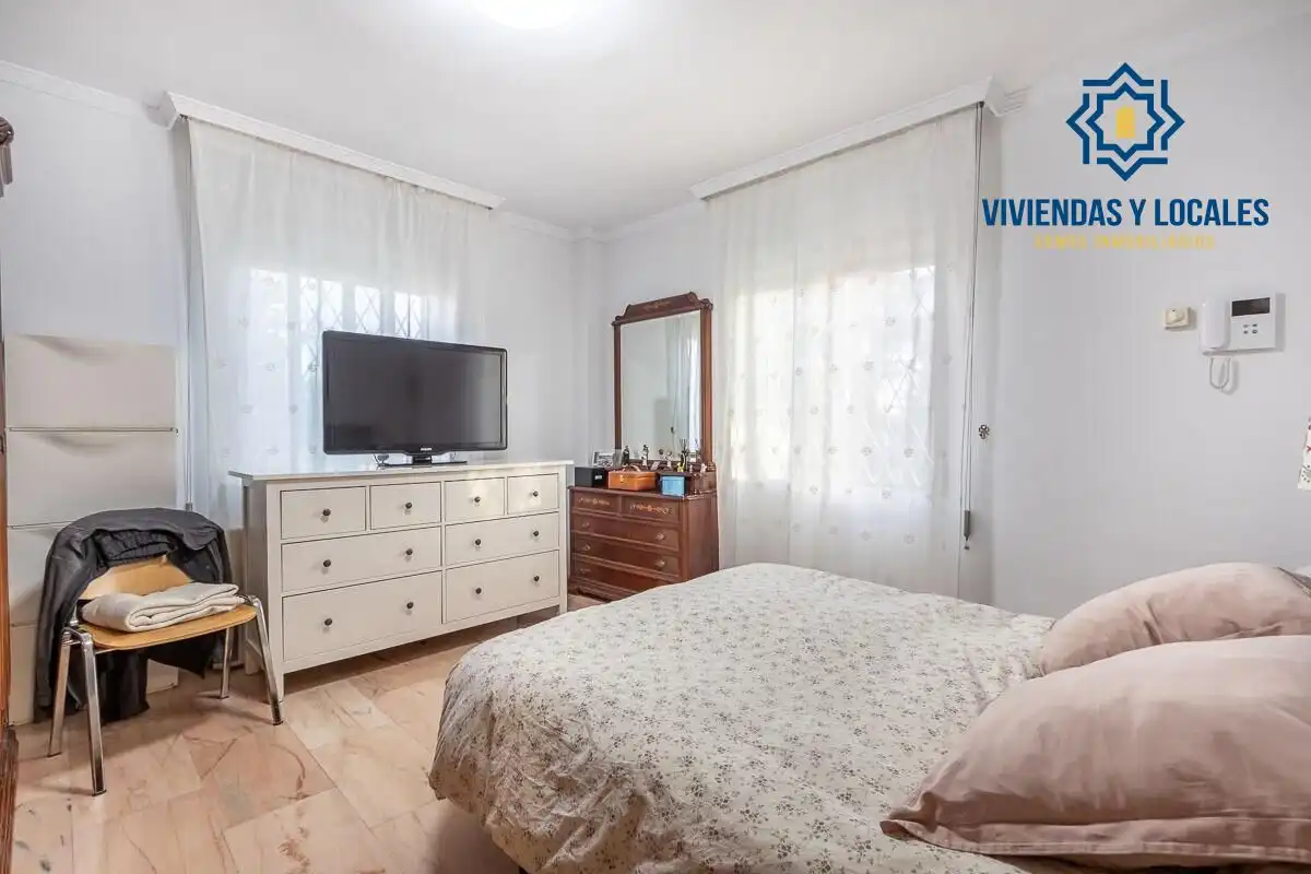 Casa amb terrassa en venda a Peligros, imagen 12