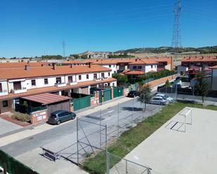 Vista exterior de Pis en venda en Villalobón amb Calefacció, Parquet i Traster