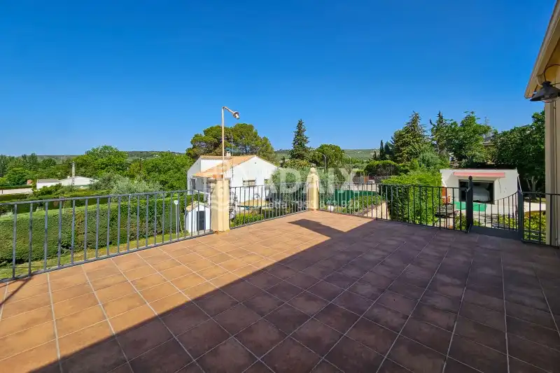 Exterior view of Houses for sale in Úbeda  with Air Conditioner, Heating and Terrace