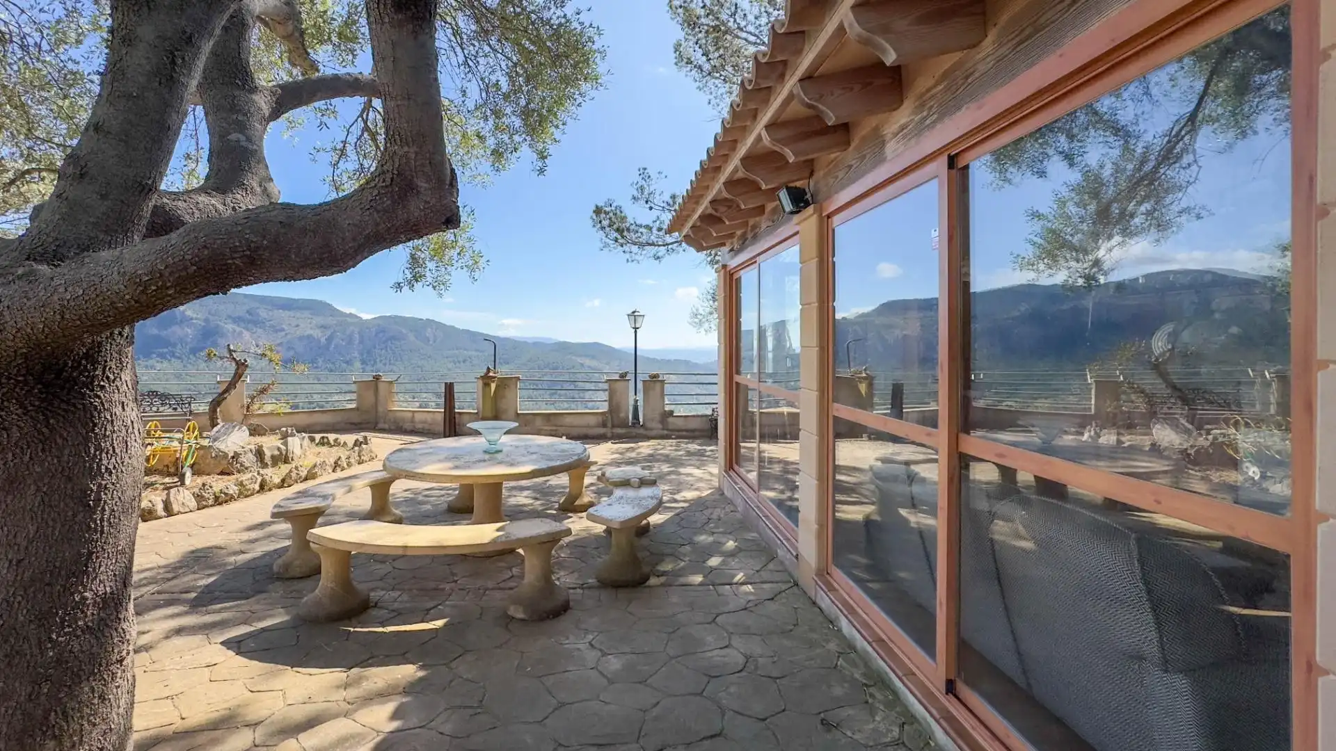 Terrace of Country homes for sale in Puigpunyent  with Heating, Private garden and Terrace