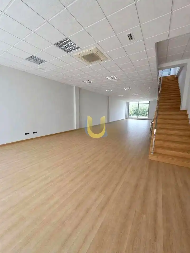 Industrial building to rent in Zona Industrial, imagen 5