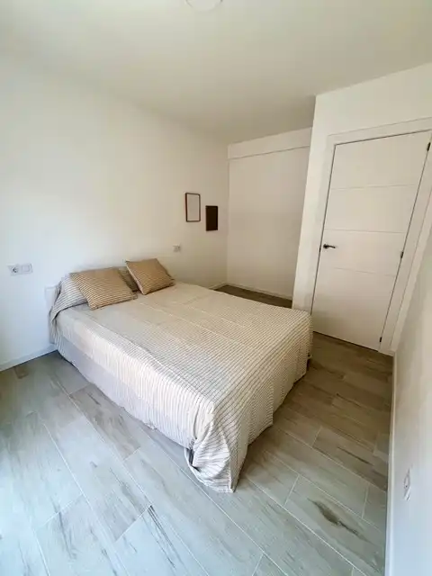 Dormitori de Apartament en venda en Coslada amb Aire condicionat, Calefacció i Moblat