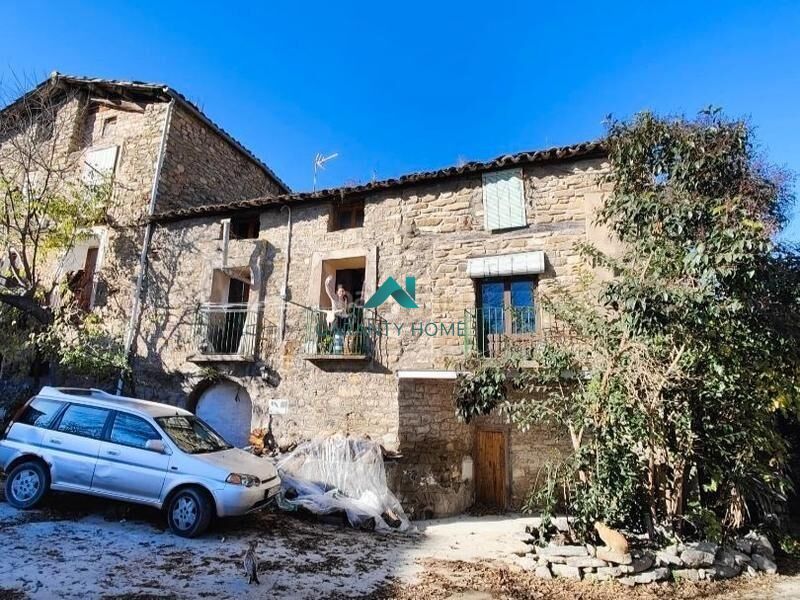 Vista exterior de Finca rústica en venda en Tremp amb Jardí privat i Balcó