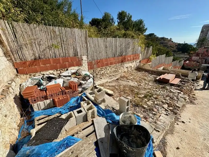 Erdgeschoss zum Verkauf in Cullera mit Klimaanlage, Heizung und Privatgarten
