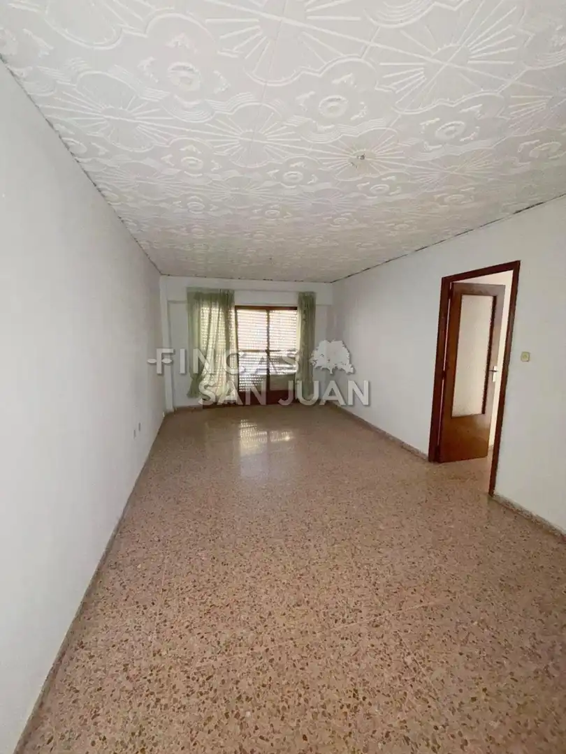 Piso en venta en Ibi con Balcón