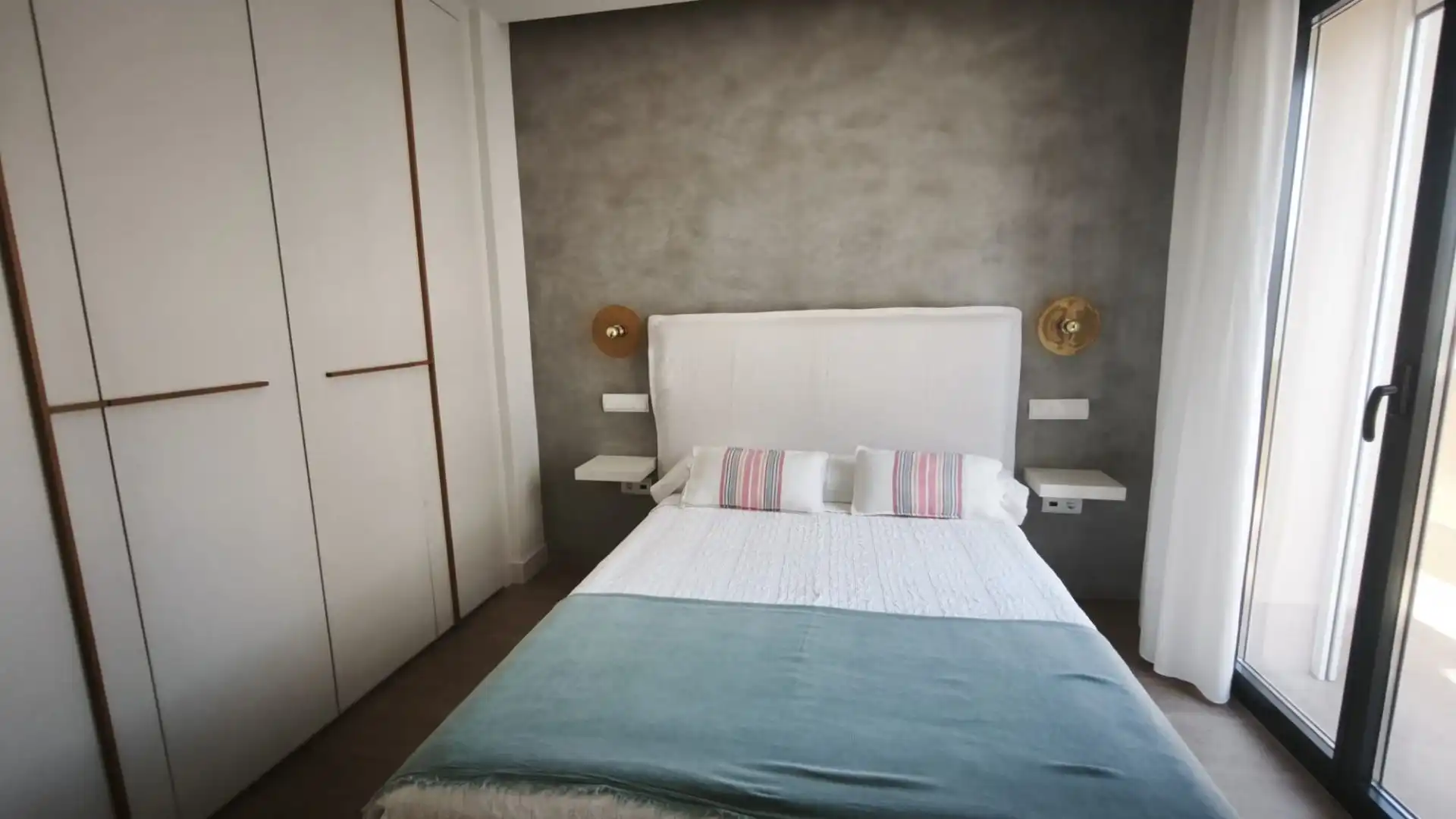 Habitación de Piso en venta en Málaga con Aire acondicionado, Calefacción y Terraza