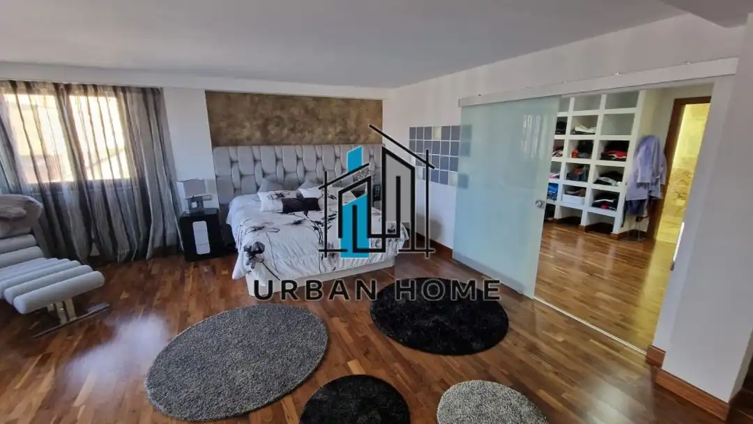 Bedroom of Houses for sale in León Capital   with Heating, Private garden and Terrace