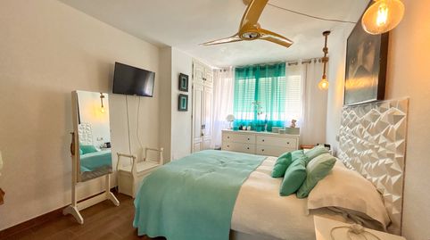 Foto 3 de Casa adosada en venta en Avenida Pernet, Nueva Atalaya, Estepona