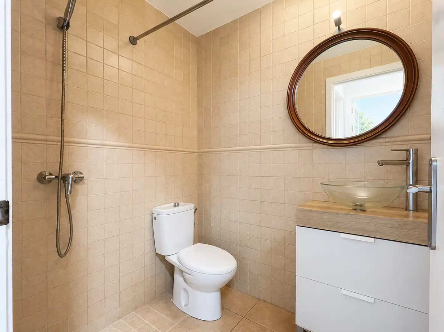 Baño de Piso en venta en Calvià con Aire acondicionado, Calefacción y Jardín privado
