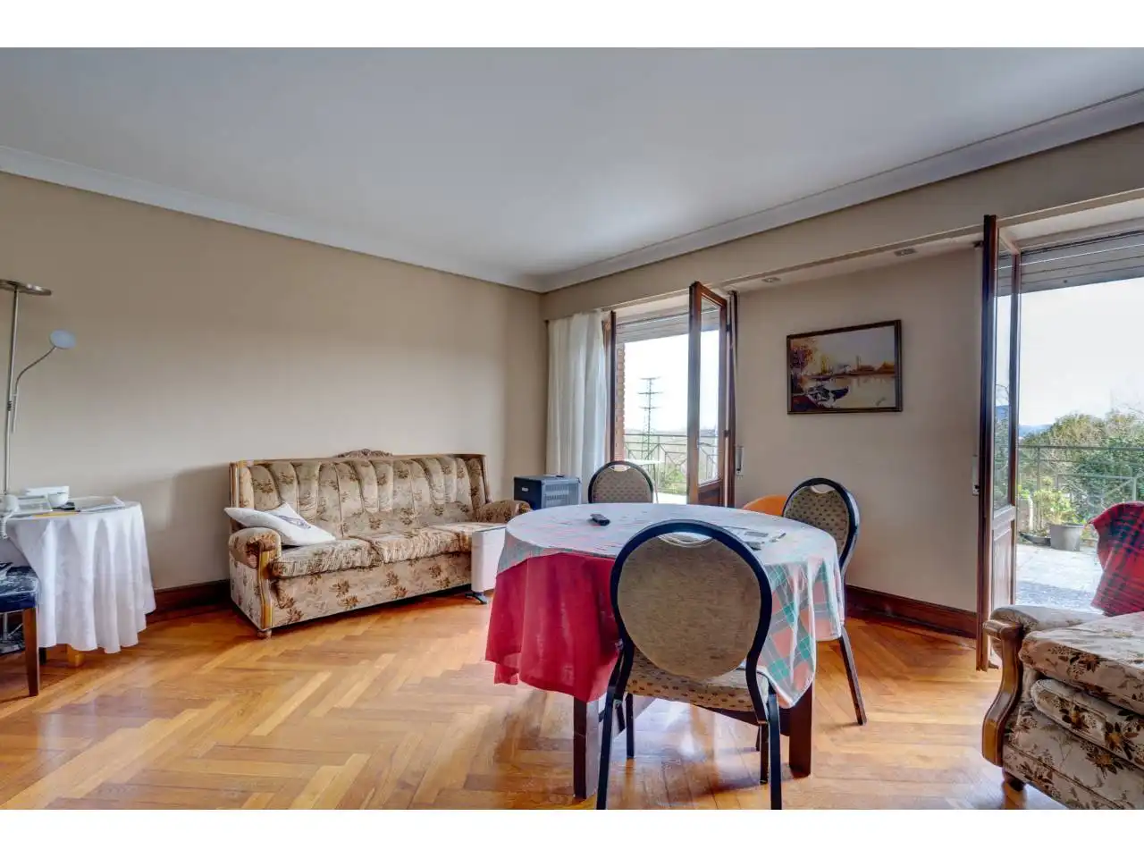 Sala d'estar de Finca rústica en venda en Hondarribia amb Calefacció i Terrassa