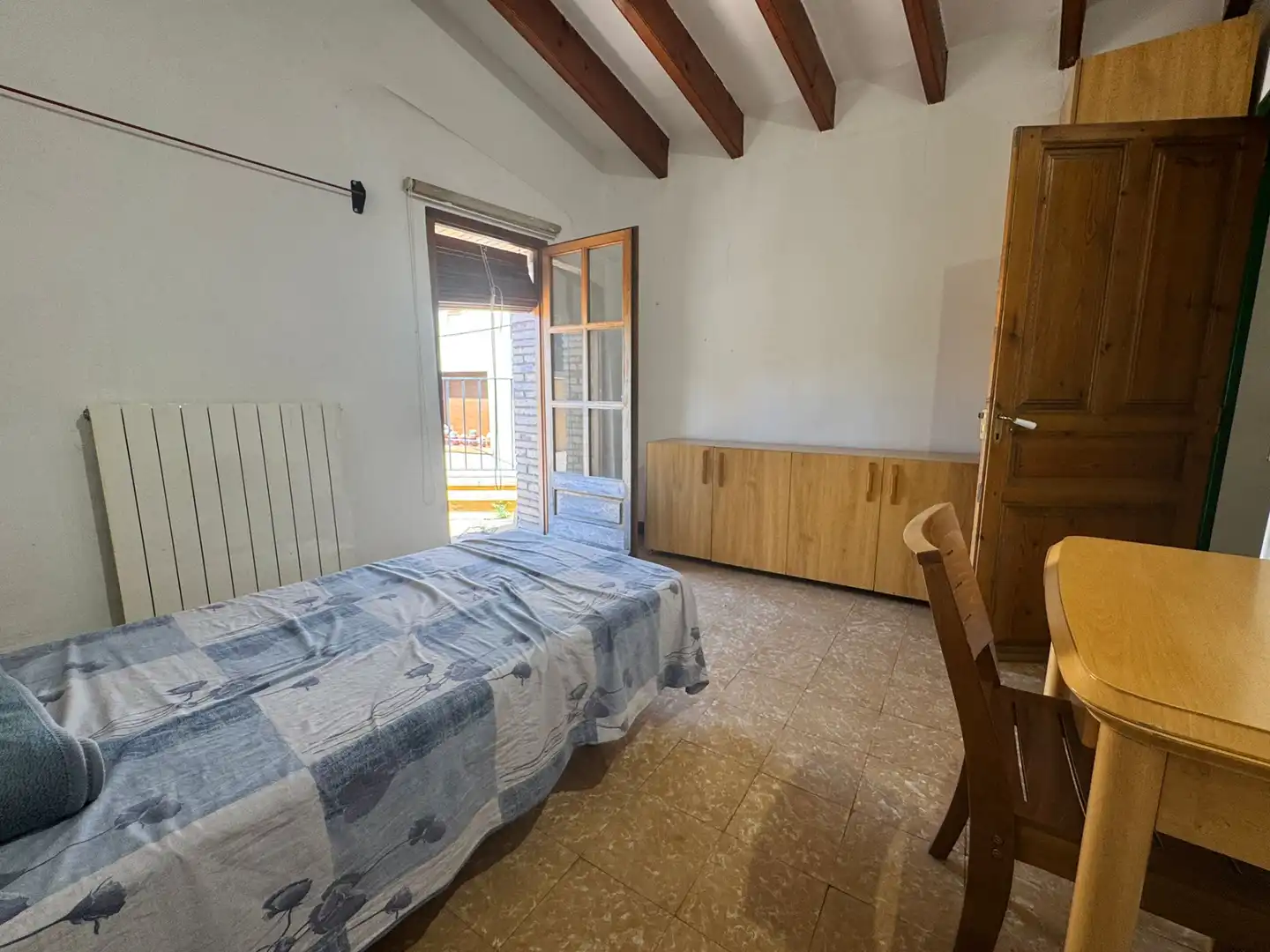 Dormitori de Finca rústica en venda en Vilabertran amb Terrassa i Moblat