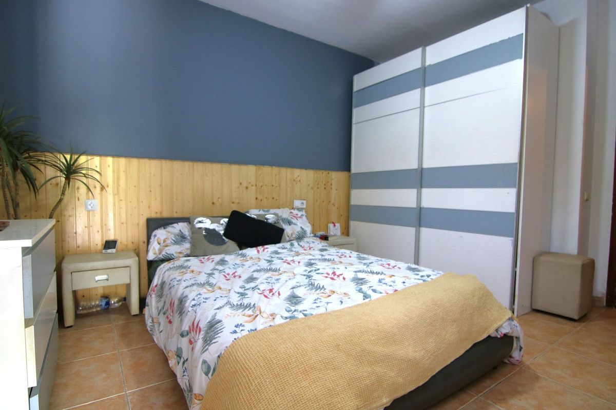 Dormitori de Casa adosada en venda en Mijas amb Aire condicionat, Calefacció i Jardí privat