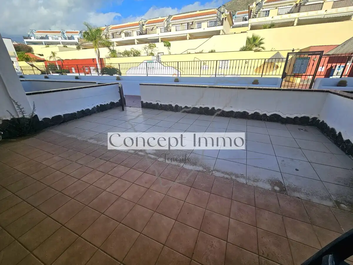 Terraza de Planta baja en venta en Arona con Terraza, Trastero y Alarma