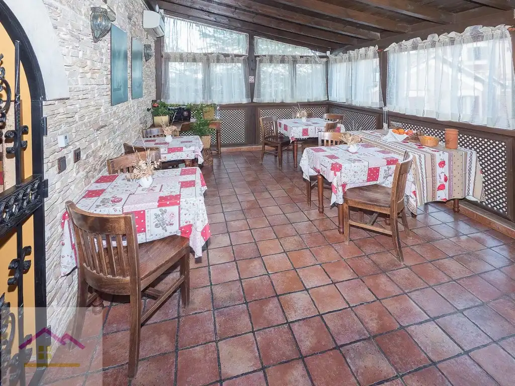 Local en venda a AD BALLESTEROS, 3, Villar de Olalla