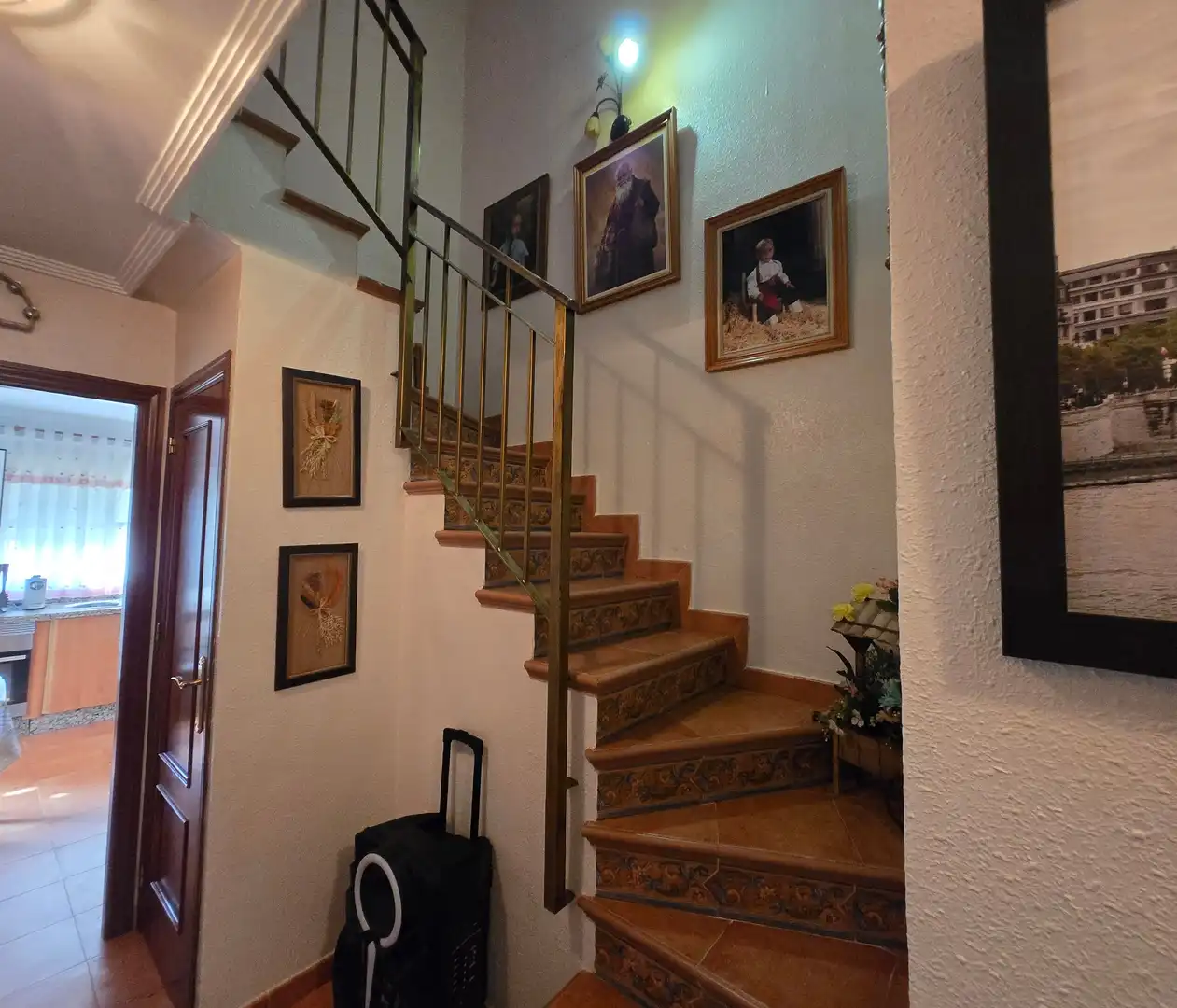 Casa adosada en venda en Dos Hermanas amb Terrassa