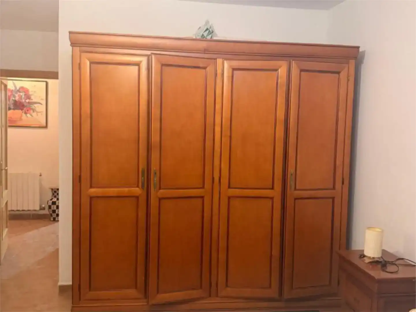 Habitación de Piso en venta en Escatrón con Aire acondicionado, Amueblado y Balcón