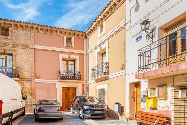 Casa-chalet en Venta en Plaza España en Plasencia de Jalón