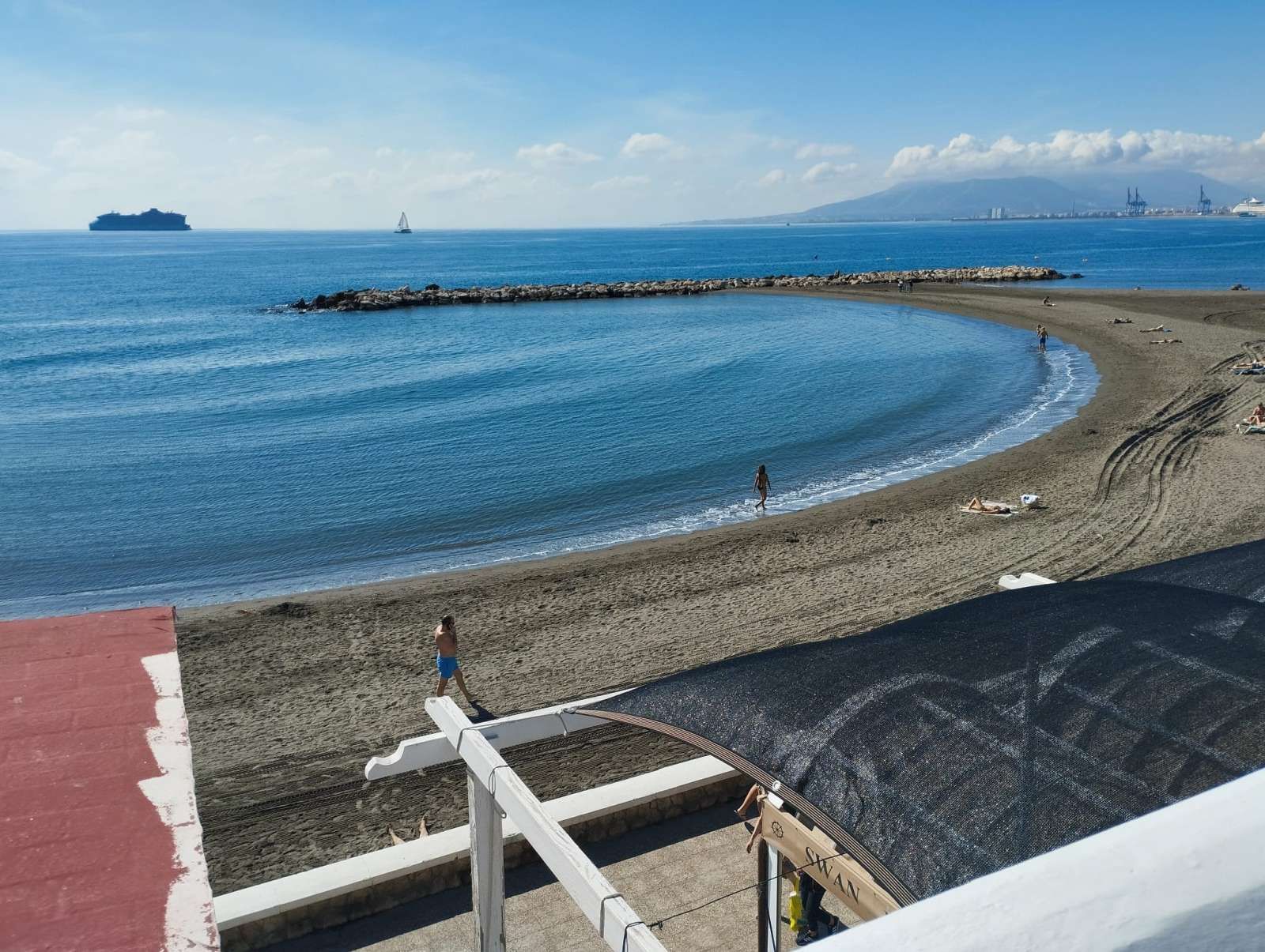 Vista exterior de Estudi per a compartir en Málaga Capital amb Aire condicionat i Terrassa