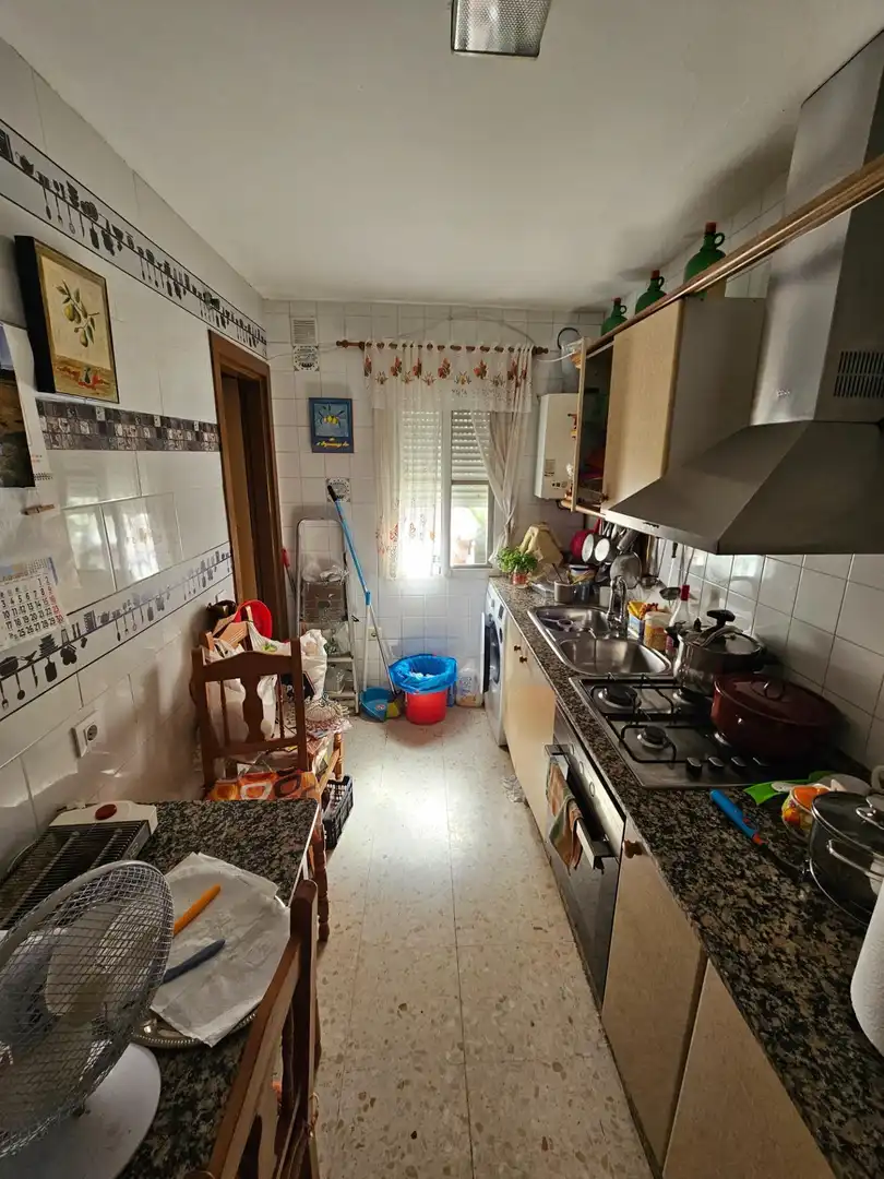 Cuina de Casa adosada en venda en Vejer de la Frontera amb Moblat