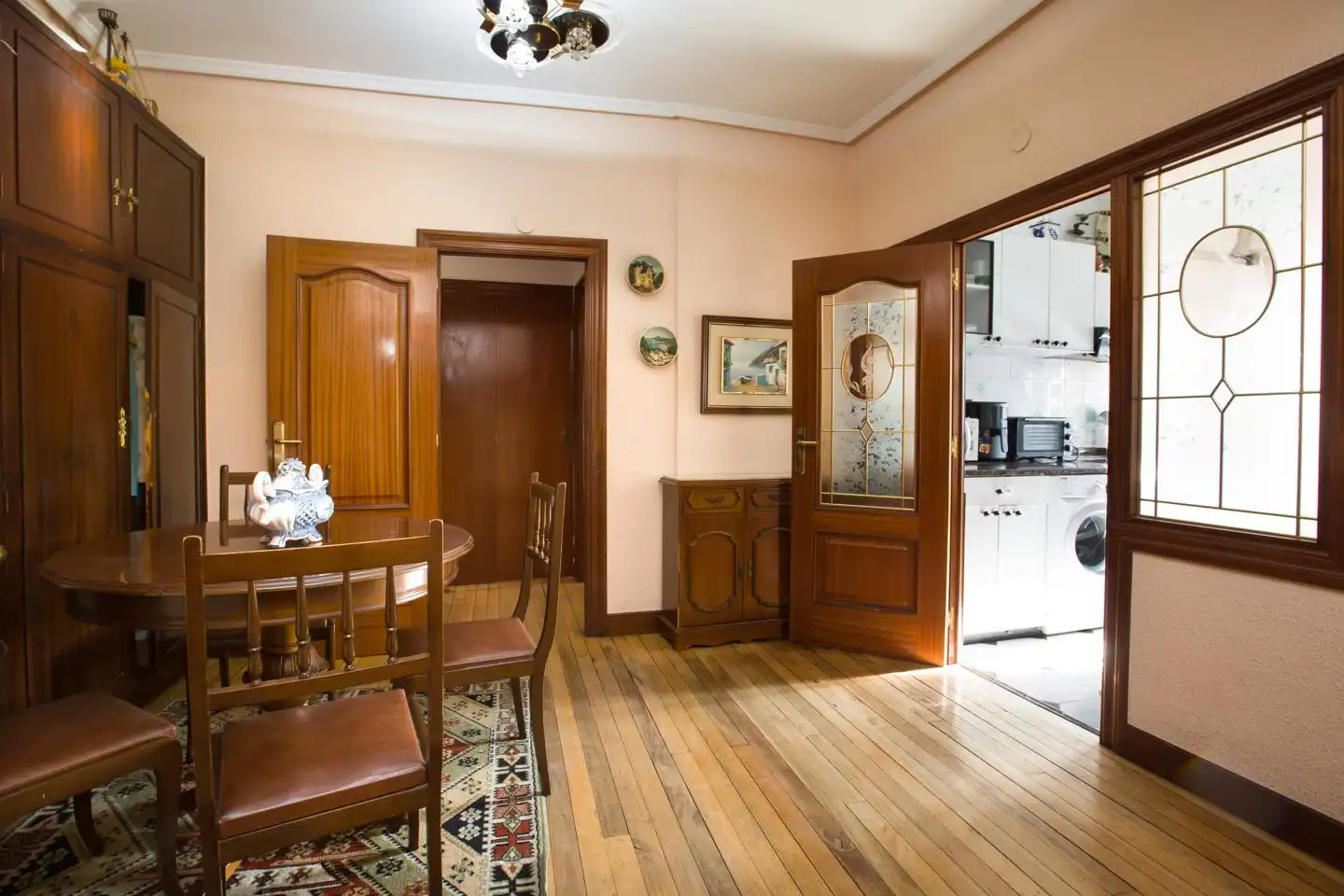 Comedor de Piso en venta en Barakaldo  con Terraza, Trastero y Amueblado