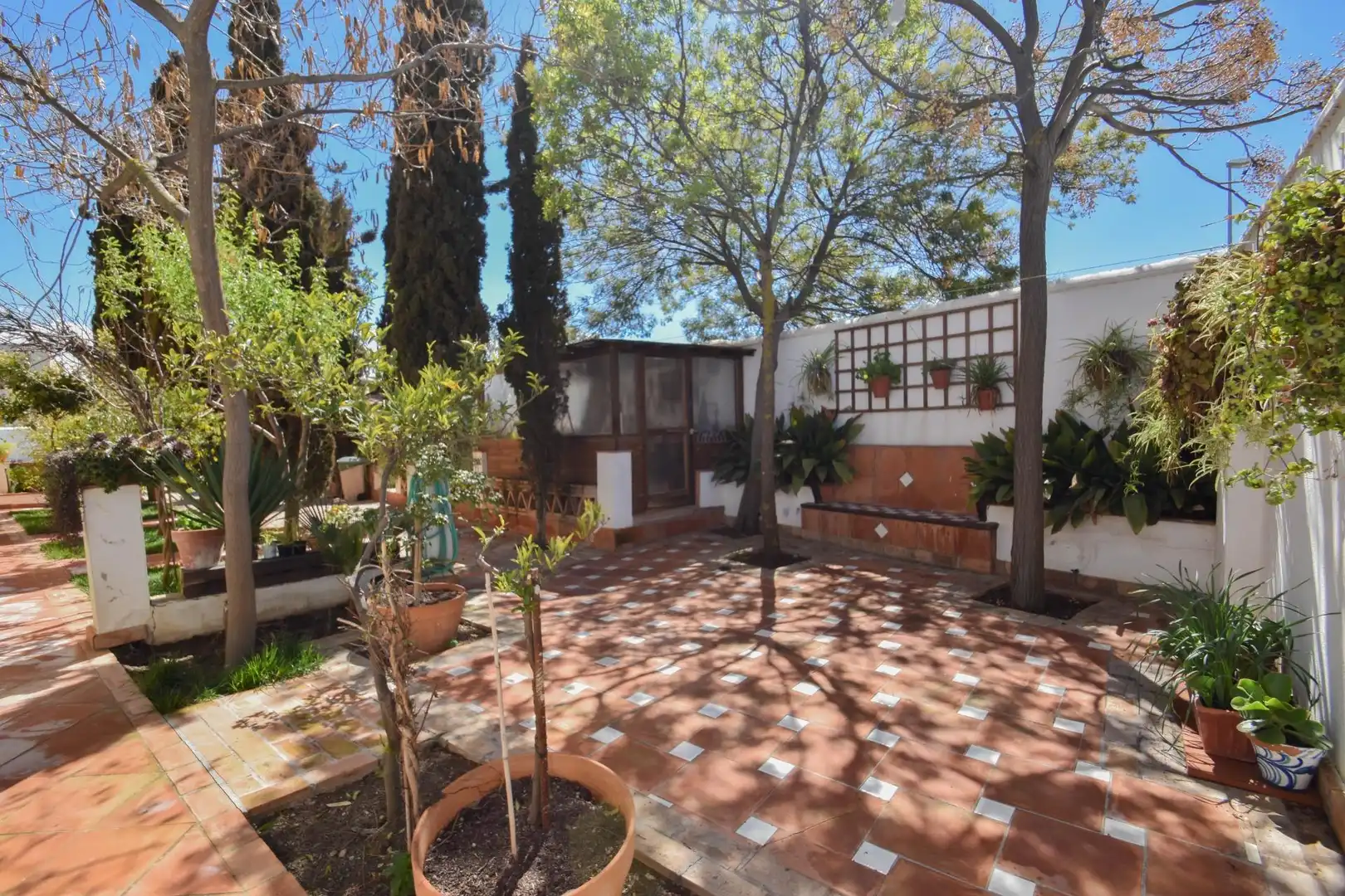 Jardí de Casa o xalet en venda en Las Gabias amb Aire condicionat, Calefacció i Jardí privat