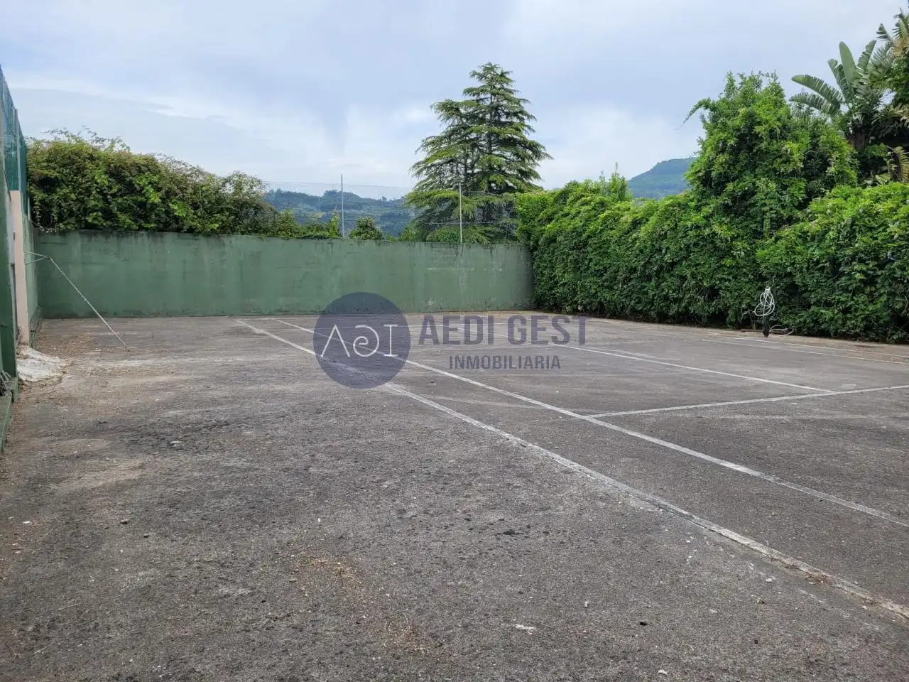 Parking of Houses for sale in Nigrán  with Heating, Private garden and Terrace